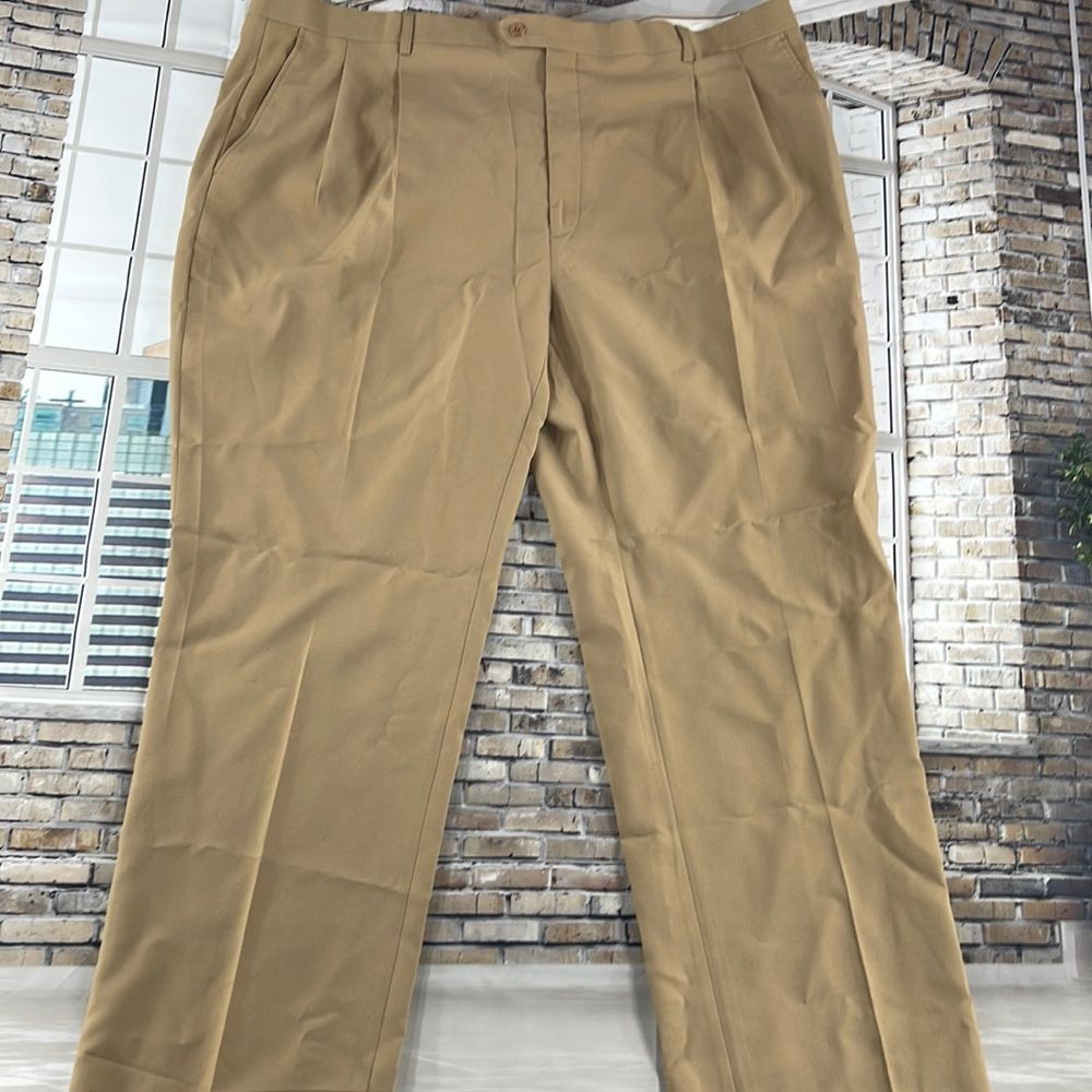 Men’s Lucci Tan Cuff 4-Pocket 6-Belt Loops Straight Leg Dress Pants (50/34) L13